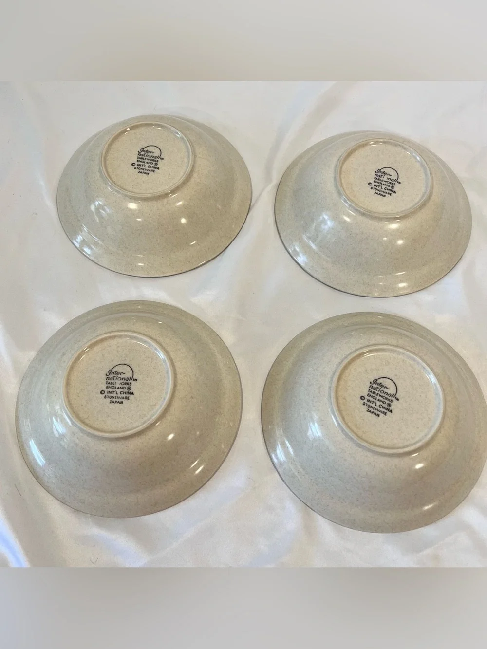 International Heartland set vintage
